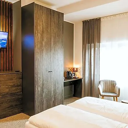 Wellness Liberecka Vysina 酒店 3*